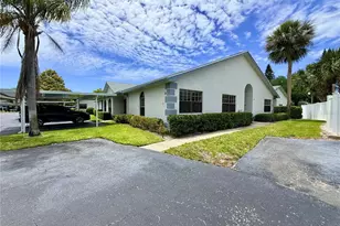 2749 Countryside Blvd, Clearwater, FL 33761 - Photo 3