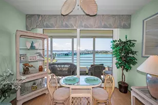 7882 Sailboat Key Blvd S, South Pasadena, FL 33707 - Photo 9