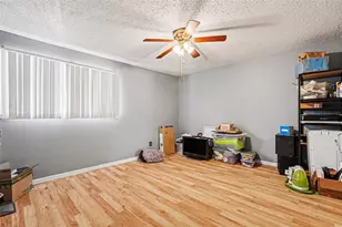 6308 Newtown Cir, Tampa, FL 33615 - Photo 15