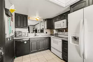 6308 Newtown Cir, Tampa, FL 33615 - Photo 3