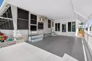 2000 E Bay Dr, Largo, FL 33771 - Photo 33