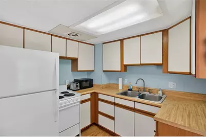 2000 E Bay Drive #85, Largo, FL 33771 - Photo 29