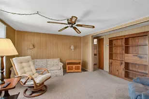 2000 E Bay Dr, Largo, FL 33771 - Photo 11