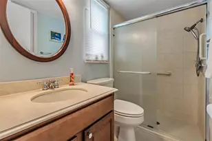 2424 Fairbanks Dr, Clearwater, FL 33764 - Photo 19