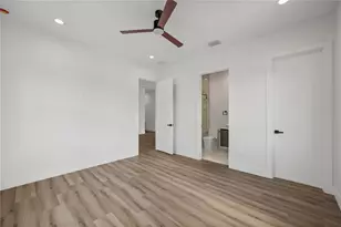 2308 N Elcoe Dr, Tampa, FL 33603 - Photo 43