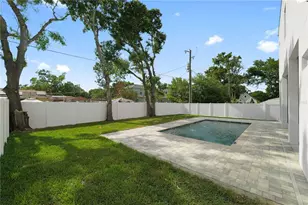 2308 N Elcoe Dr, Tampa, FL 33603 - Photo 5