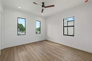 2308 N Elcoe Dr, Tampa, FL 33603 - Photo 43