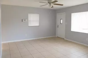 1427 Pleasant Pl, Lakeland, FL 33801 - Photo 11