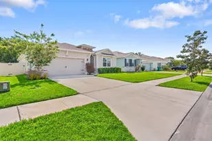8362 Wheat Stone Dr, Zephyrhills, FL 33540 - Photo 3
