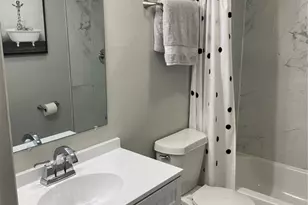 7014 Glenview Dr, Tampa, FL 33619 - Photo 17