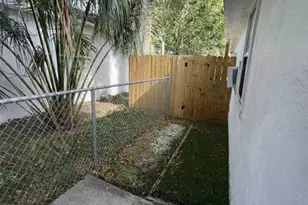 935 17th Ave S, Saint Petersburg, FL 33705 - Photo 11