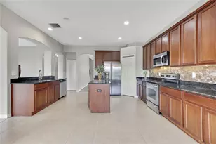 10536 Coral Key Ave, Tampa, FL 33647 - Photo 17