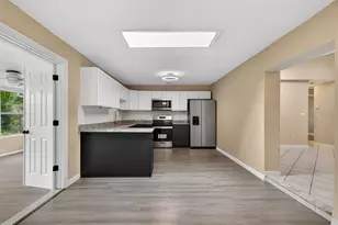 6802 Lassen Ave, New Port Richey, FL 34655 - Photo 13