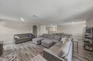 14633 Red Castle Ave, Lithia, FL 33547 - Photo 37