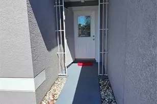 8725 N 13th St, Tampa, FL 33604 - Photo 5