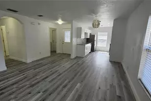 8725 N 13th St, Tampa, FL 33604 - Photo 11