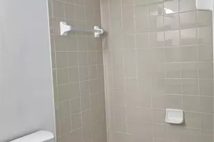 8725 N 13th St, Tampa, FL 33604 - Photo 33