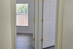 8725 N 13th St, Tampa, FL 33604 - Photo 17