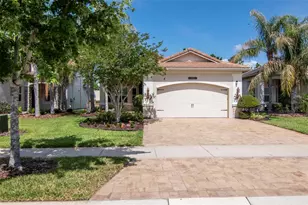 2761 Tarragona Wy, Wesley Chapel, FL 33543 - Photo 3