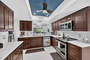700 Starkey Rd, Largo, FL 33771 - Photo 7