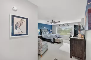 700 Starkey Rd, Largo, FL 33771 - Photo 27