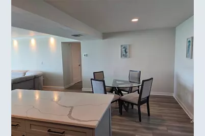 500 Treasure Island Causeway #307, Treasure Island, FL 33706 - Photo 17
