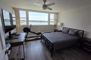 500 Treasure Island Causeway, Treasure Island, FL 33706 - Photo 21