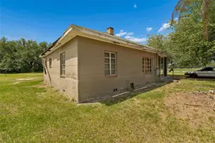 2413 Ed Brown Ln, Plant City, FL 33567 - Photo 15