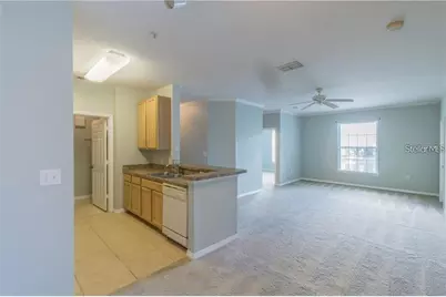 10203 Courtney Palms Boulevard #201, Tampa, FL 33619 - Photo 9