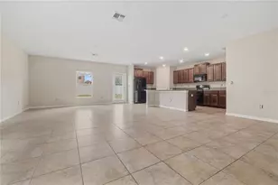 7407 Rosy Periwinkle Ct, Tampa, FL 33619 - Photo 3