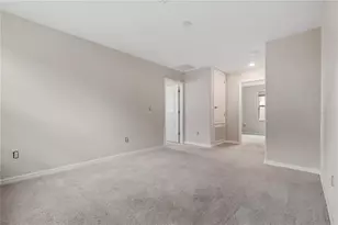 7407 Rosy Periwinkle Ct, Tampa, FL 33619 - Photo 21