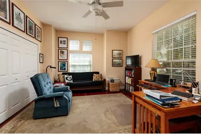 6737 Mango Avenue S, Saint Petersburg, FL 33707 - Photo 21