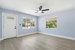 761 29th Ave S, Saint Petersburg, FL 33705 - Photo 7