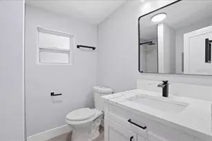 761 29th Ave S, Saint Petersburg, FL 33705 - Photo 19