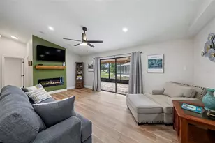 11325 Glenmont Dr, Tampa, FL 33635 - Photo 13