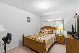 27 Inconnu Dr, Kissimmee, FL 34759 - Photo 25