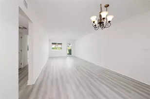 4550 Overlook Dr NE, Saint Petersburg, FL 33703 - Photo 13