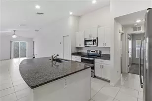 11638 Lavender Loop, Spring Hill, FL 34609 - Photo 5