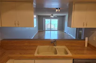 650 Island Way, Clearwater Beach, FL 33767 - Photo 23