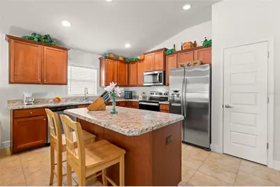 16114 Vine Cliff Avenue, Hudson, FL 34667 - Photo 7