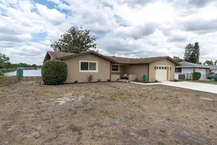 8007 Mimosa Dr, Port Richey, FL 34668 - Photo 39