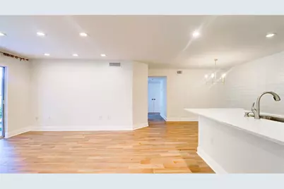 9481 Highland Oak Drive #1001, Tampa, FL 33647 - Photo 3