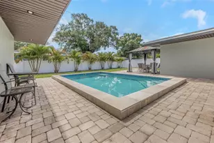 1437 Carlos Ave, Clearwater, FL 33755 - Photo 5