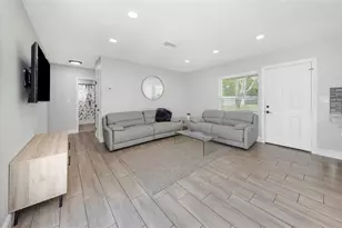 1437 Carlos Ave, Clearwater, FL 33755 - Photo 11