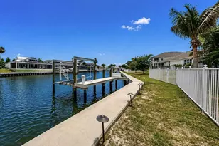 954 Signet Dr, Apollo Beach, FL 33572 - Photo 41