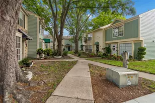 13813 Fletchers Mill Dr, Tampa, FL 33613 - Photo 3