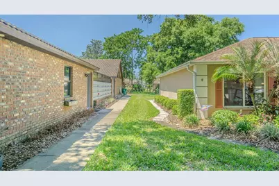 6431 Laurelwood Drive, Zephyrhills, FL 33542 - Photo 31