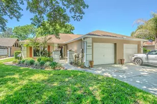 6431 Laurelwood Dr, Zephyrhills, FL 33542 - Photo 1