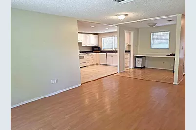 2812 Dovewood Street, Clearwater, FL 33759 - Photo 9