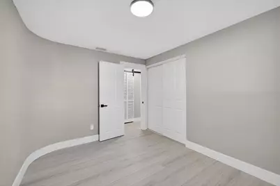 4005 E Henry Avenue, Tampa, FL 33610 - Photo 27